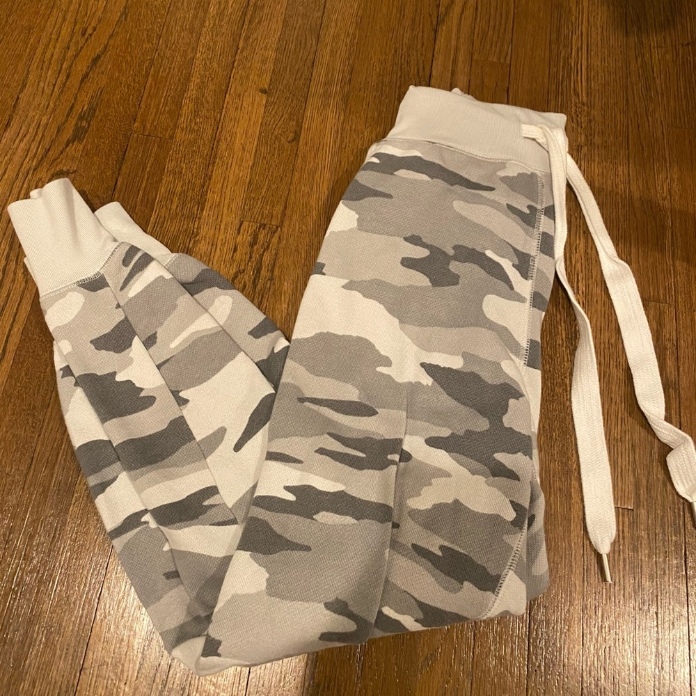 sweatpants